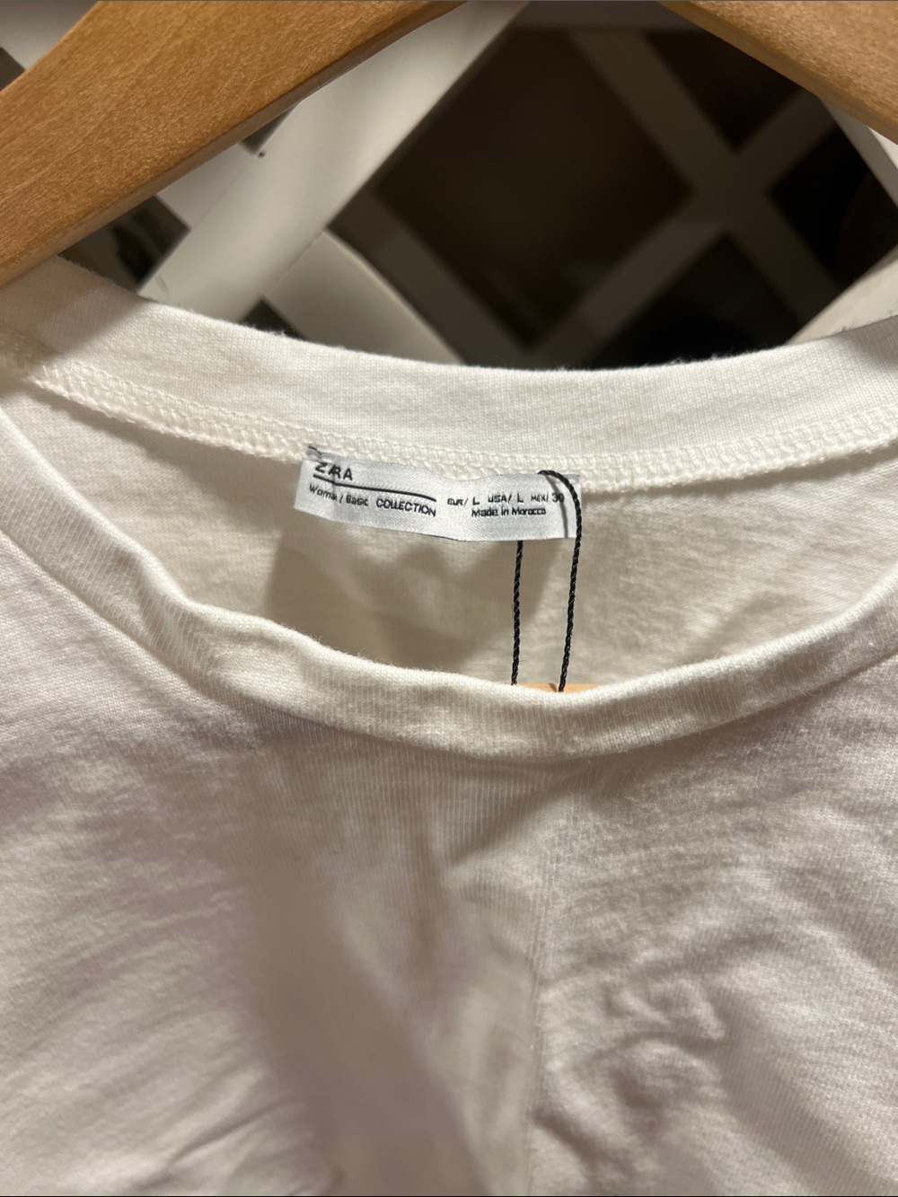 ZARA White Puff Sleeve Cropped Cotton Tee. Large. NWOT - Picture 2 of 3
